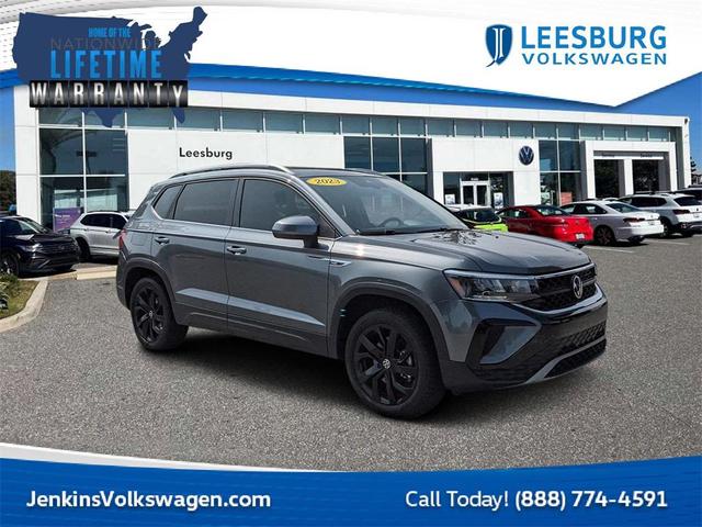 Photo of 2023 Gray Volkswagen Taos