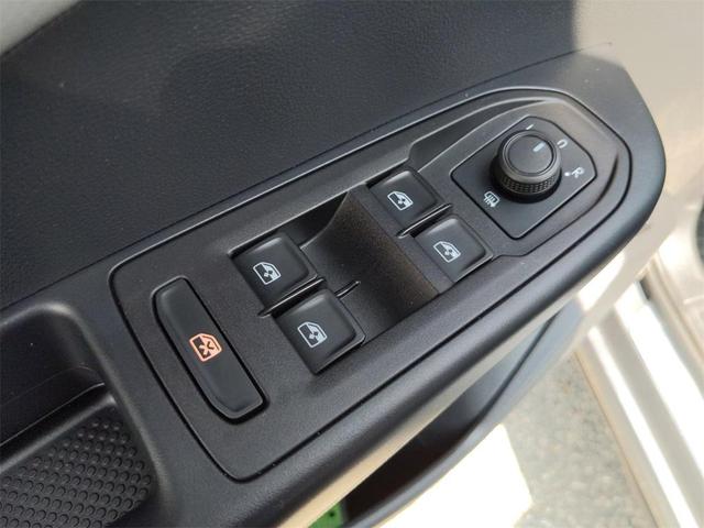 Photo of 2023 Gray Volkswagen Taos