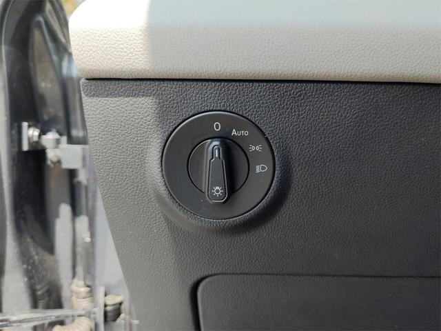 Photo of 2023 Gray Volkswagen Taos