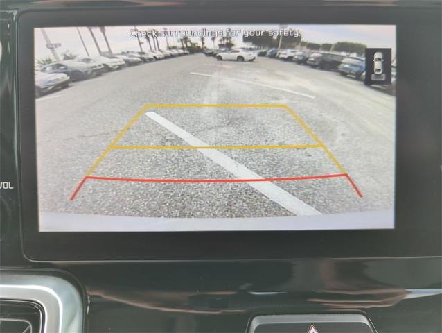Photo of 2021 Sparkling Silver Kia Sorento