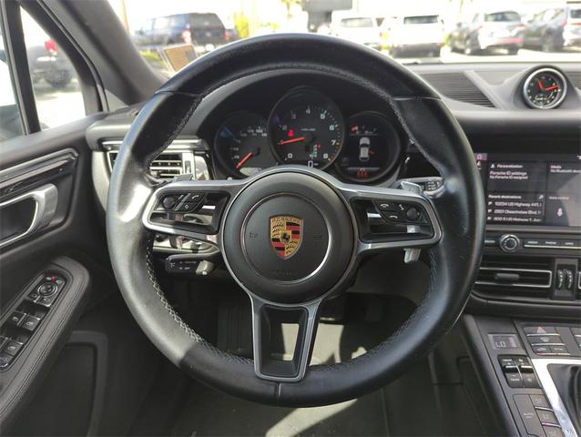 Photo of 2021 White Porsche Macan
