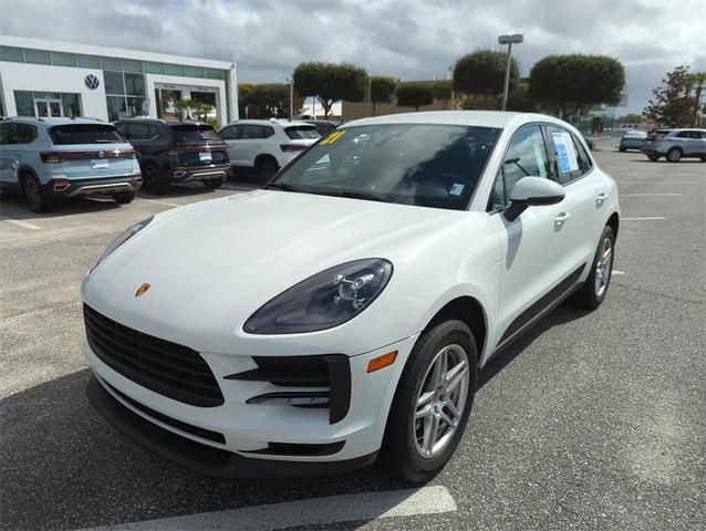 Photo of 2021 White Porsche Macan