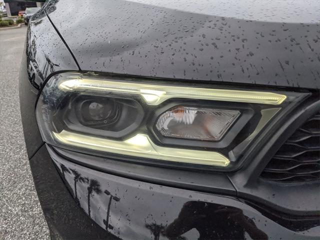 Photo of 2022 DB Black Crystal Clearcoat Dodge Durango