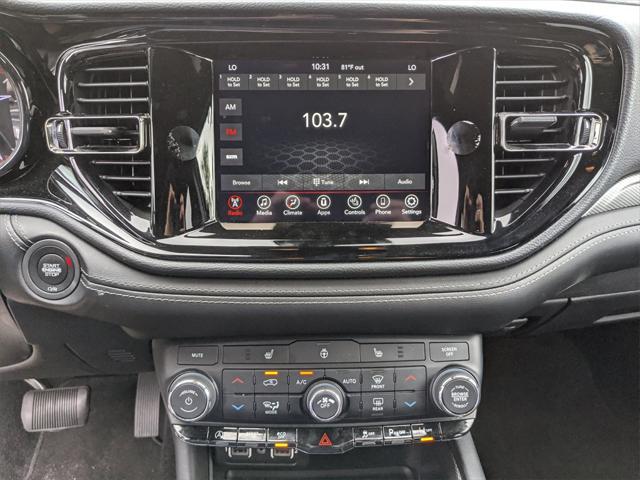 Photo of 2022 DB Black Crystal Clearcoat Dodge Durango