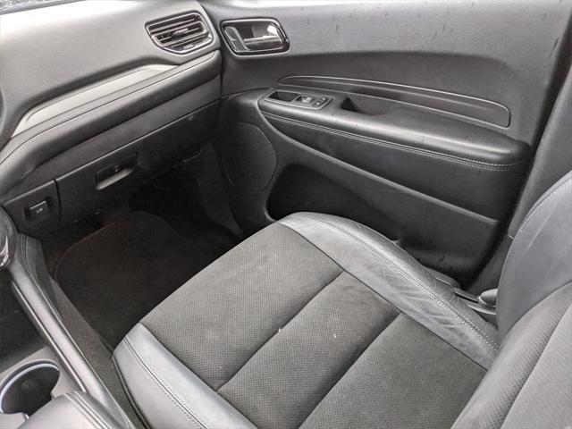 Photo of 2022 DB Black Crystal Clearcoat Dodge Durango