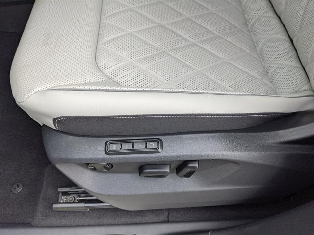 Photo of 2025 Blue Volkswagen Atlas Cross Sport