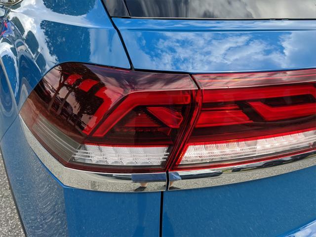 Photo of 2025 Blue Volkswagen Atlas Cross Sport