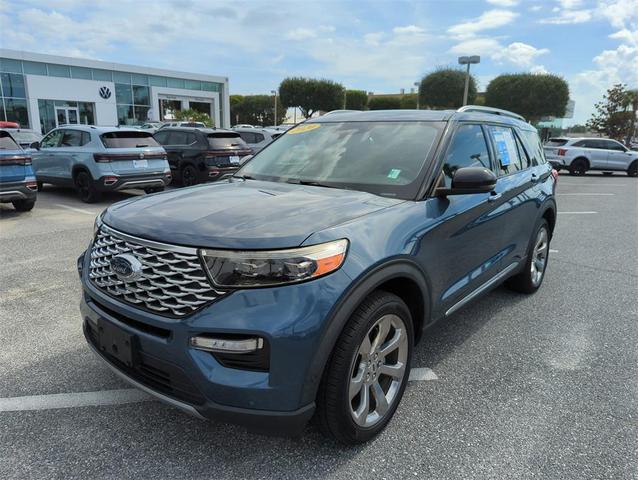 Photo of 2020 Blue Metallic Ford Explorer