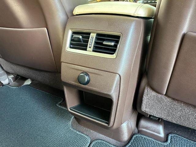 Photo of 2019 Pearl White Lexus RX 350