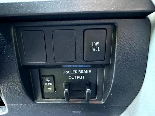 Photo of 2021 Midnight Black Metallic Toyota Tundra