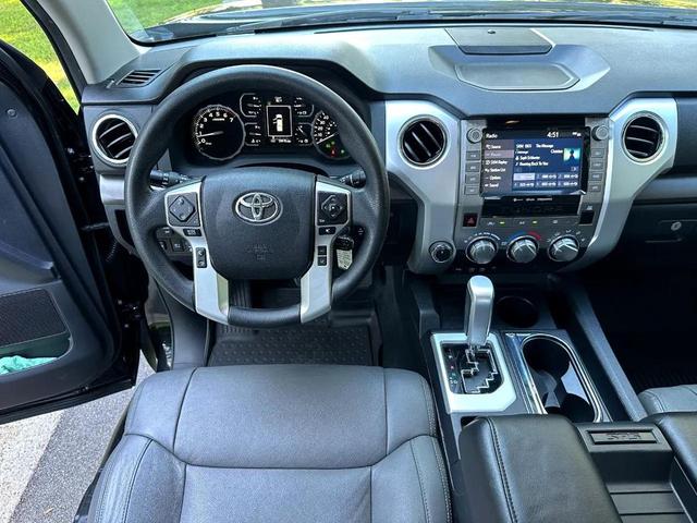 Photo of 2021 Midnight Black Metallic Toyota Tundra