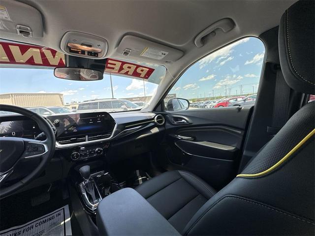 Photo of 2025 Sterling Gray Metallic Chevrolet Trax