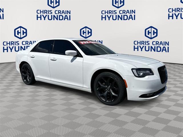 2021 Chrysler 300