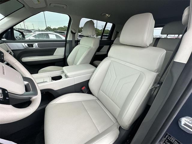 Photo of 2025 Blue Hyundai SANTA FE