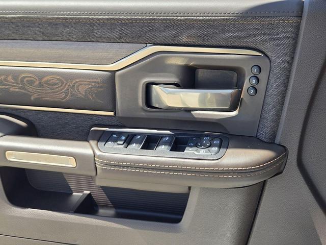 Photo of 2025 Bright White Clearcoat RAM 2500