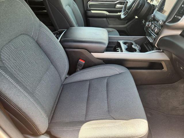 Photo of 2021 Diamond Black Crystal Pearlcoat RAM 1500