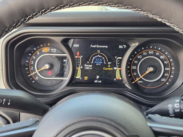 Photo of 2025 Bright White Clearcoat Jeep Wrangler