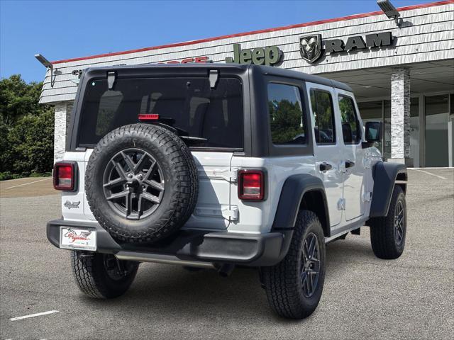 Photo of 2025 Bright White Clearcoat Jeep Wrangler