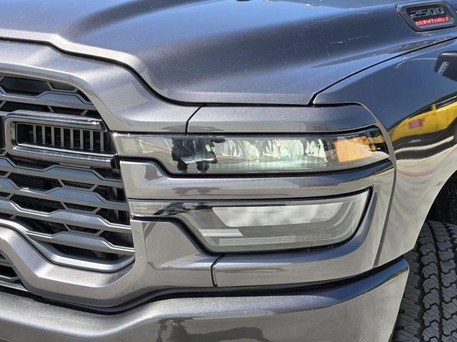 Photo of 2025 Granite Crystal Metallic Clearcoat RAM 2500