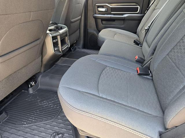Photo of 2025 Granite Crystal Metallic Clearcoat RAM 2500