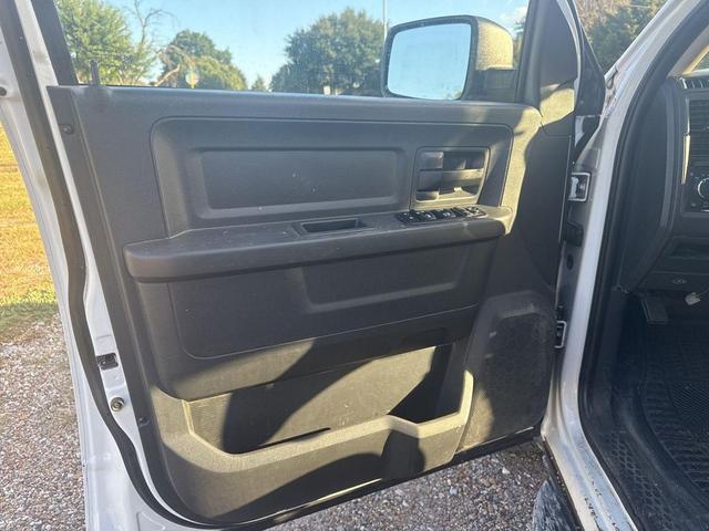 Photo of 2012 Bright White Clearcoat RAM 1500