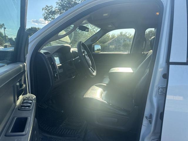 Photo of 2012 Bright White Clearcoat RAM 1500