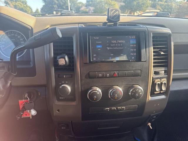 Photo of 2012 Bright White Clearcoat RAM 1500