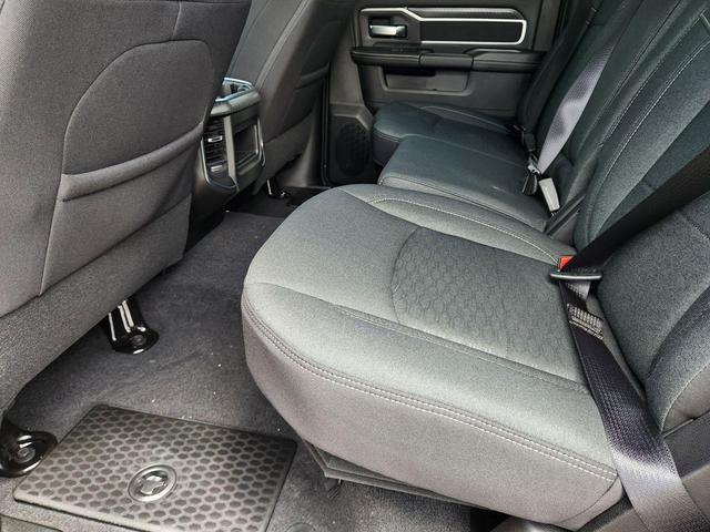 Photo of 2025 Granite Crystal Metallic Clearcoat RAM 2500