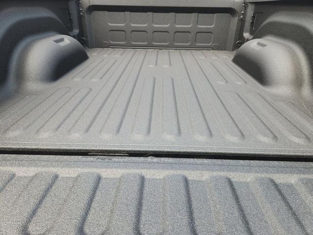 Photo of 2025 Granite Crystal Metallic Clearcoat RAM 2500