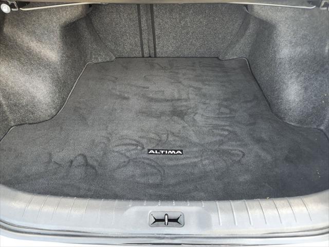 Photo of 2020 Gun Metallic Nissan Altima