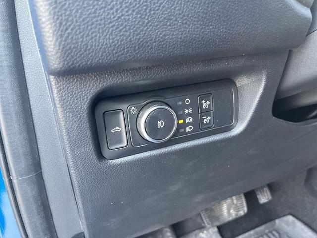 Photo of 2024 VELOCITY BLUE METALLIC Ford Ranger
