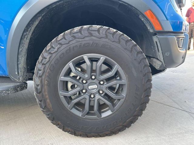 Photo of 2024 VELOCITY BLUE METALLIC Ford Ranger