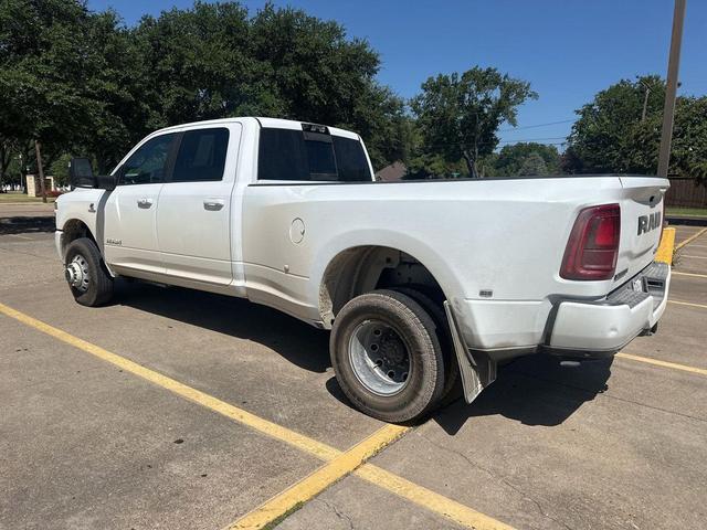 Photo of 2025 Bright White Clearcoat RAM 3500