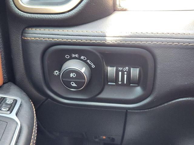 Photo of 2024 Pearl White RAM 3500