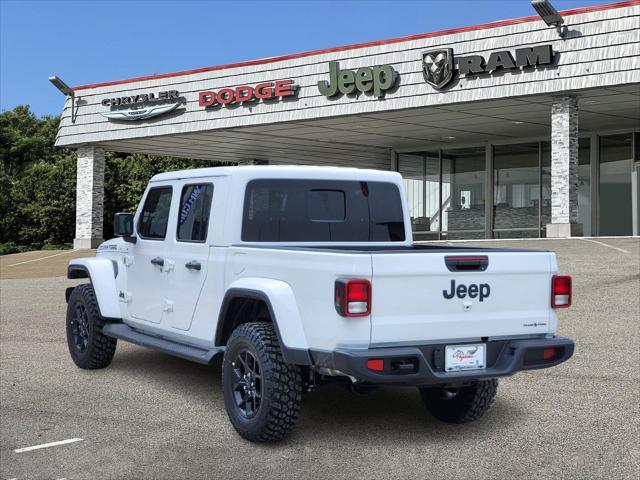Photo of 2025 Bright White Clearcoat Jeep Gladiator
