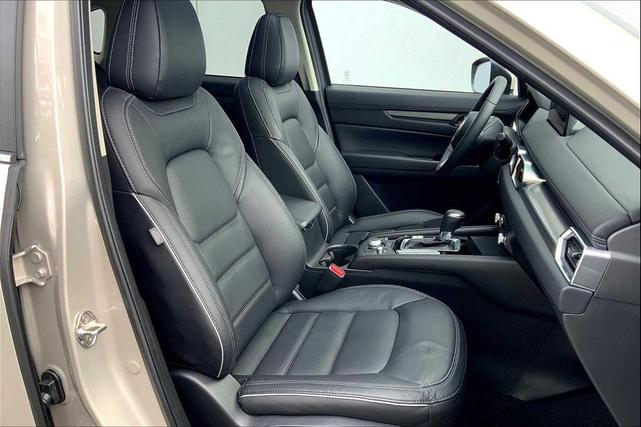 Photo of 2024 Platinum Quartz Metallic Mazda CX-5