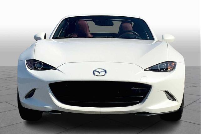 Photo of 2020 Snowflake White Pearl Mica Mazda MX-5 Miata RF