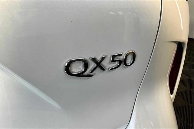 Photo of 2022 Majestic White INFINITI QX50