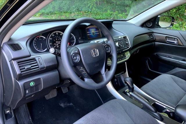Photo of 2014 Crystal Black Pearl Honda Accord