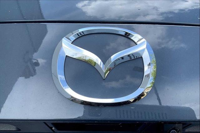Photo of 2025 Gray Mazda CX-70