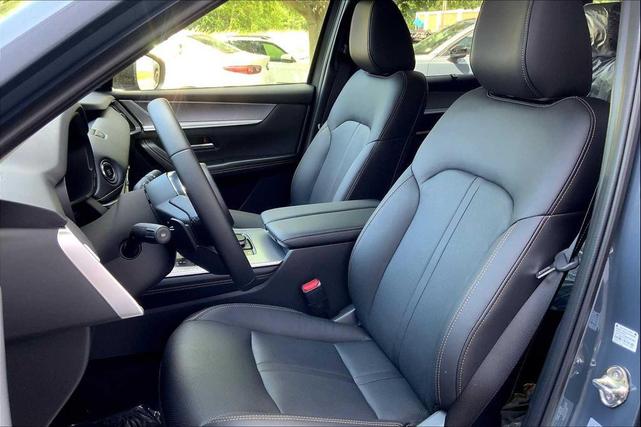 Photo of 2025 Gray Mazda CX-70