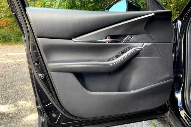 Photo of 2022 Jet Black Mica Mazda CX-30