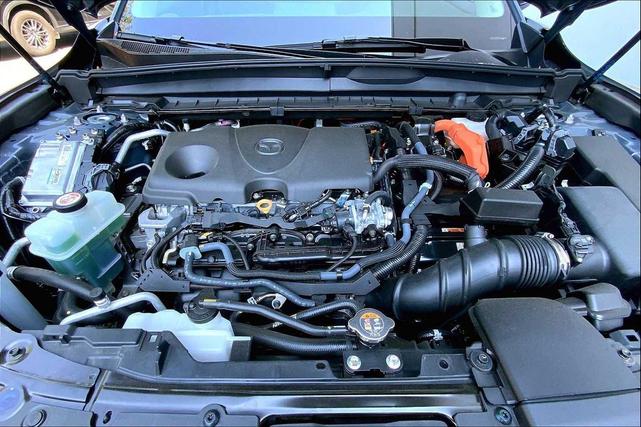 Photo of 2025 Gray Mazda CX-50 Hybrid