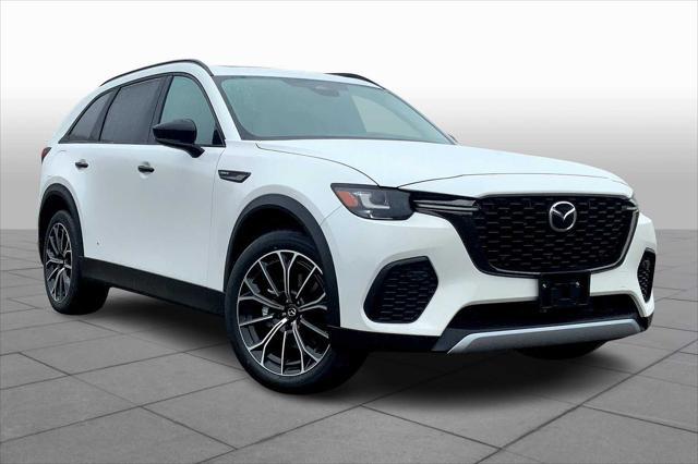 Photo of 2025 White Mazda CX-70 PHEV