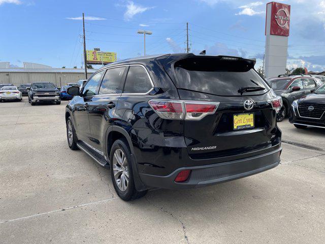 Photo of 2015 Attitude Black Metallic Toyota Highlander