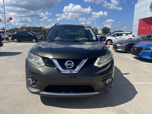 Photo of 2015 Midnight Jade Nissan Rogue