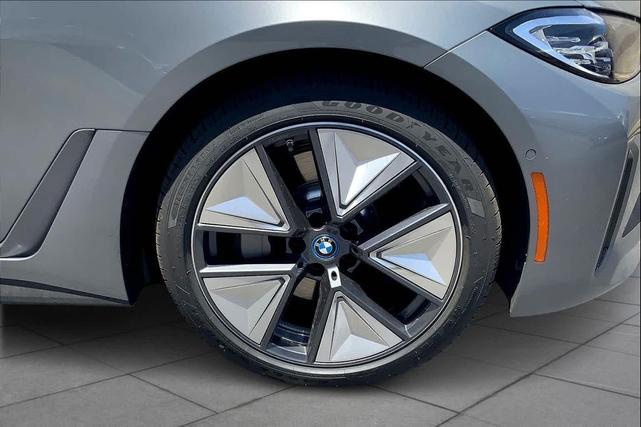 Photo of 2024 Gray BMW i4 Gran Coupe