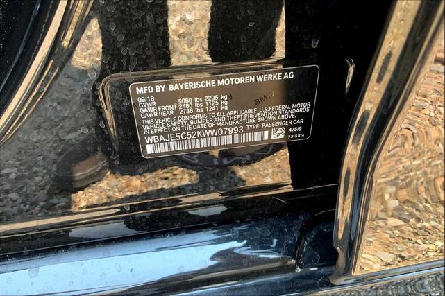 Photo of 2019 Black Sapphire Metallic BMW 540