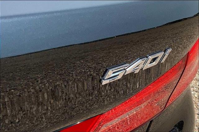 Photo of 2019 Black Sapphire Metallic BMW 540