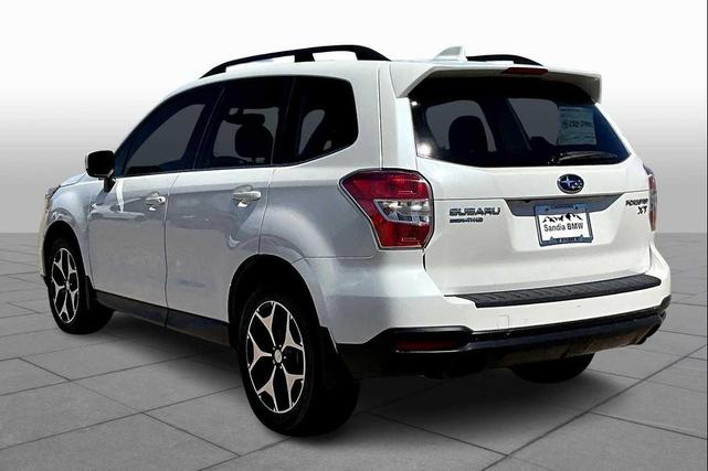 Photo of 2016 Crystal White Pearl Subaru Forester